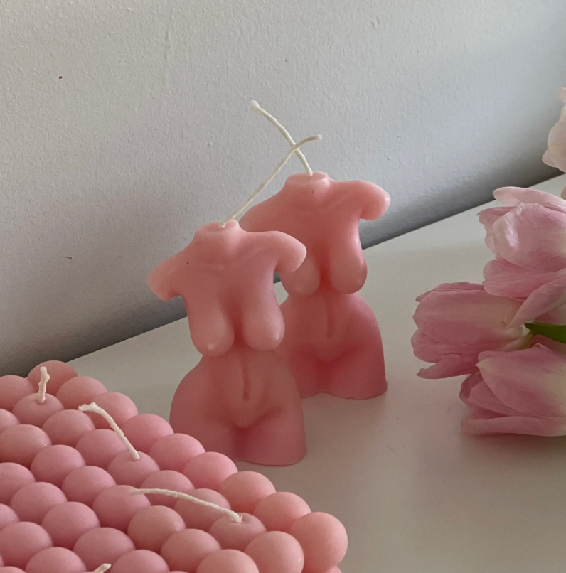 PINK TORSO CANDLE CURVY